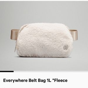 Lululemon Everywhere Fleece Belt Bag